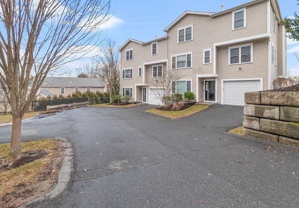 1st image of 38 Webster St #2