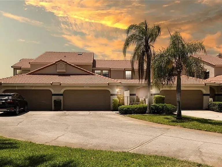 10438 Saint Tropez Pl — Photo 1