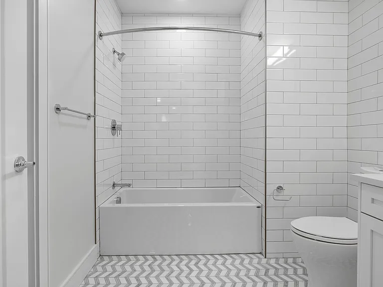 301 Border St #3002 — Photo 13