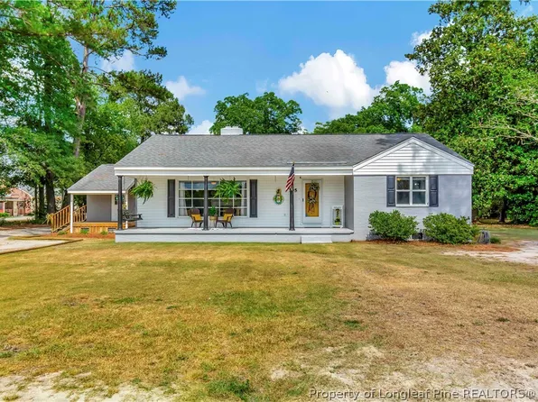 105 Pinecrest Cir W, Lumberton, NC 28360