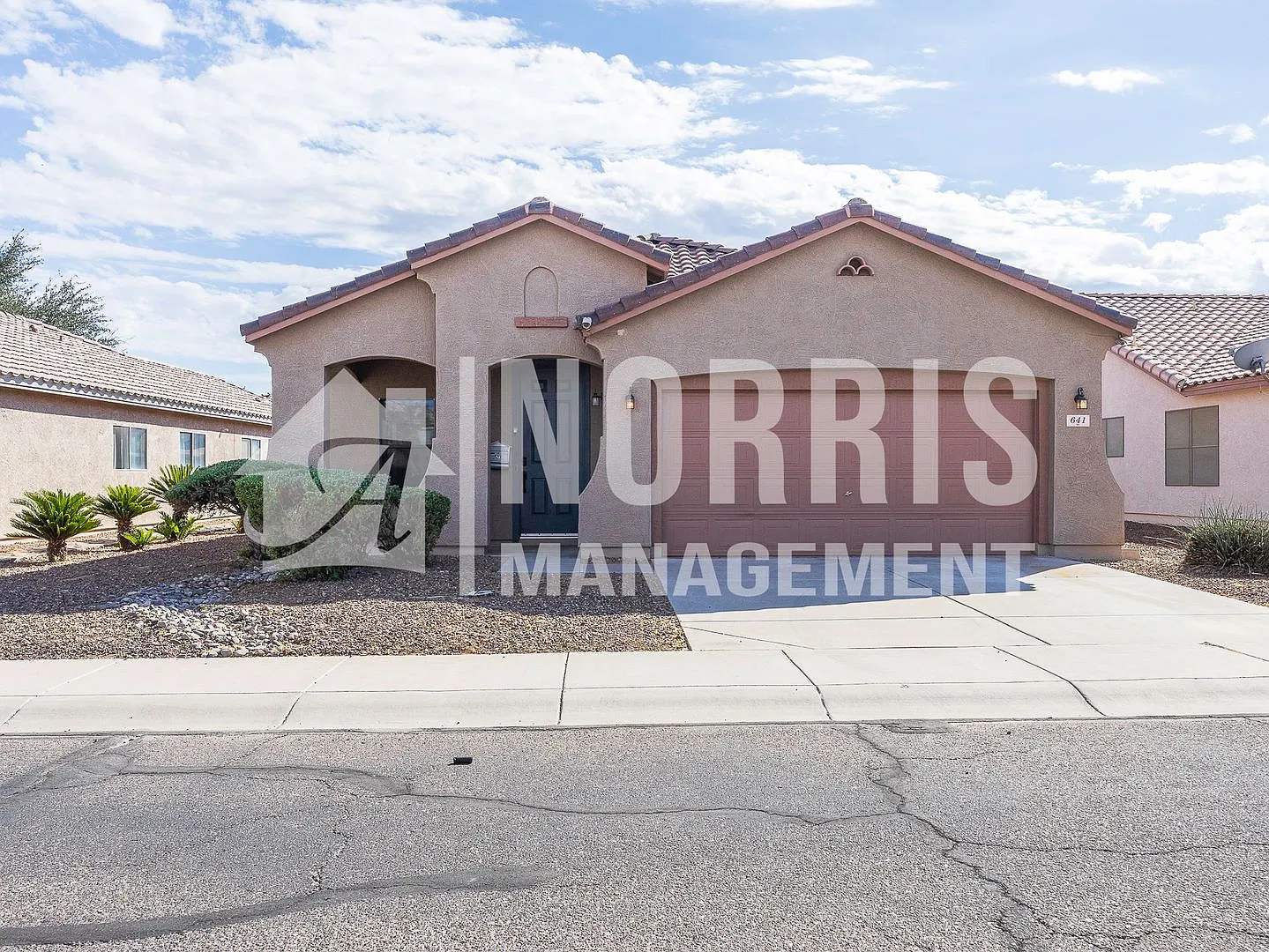 Perfect Home, Great Location in Casa Grande — Photo 1