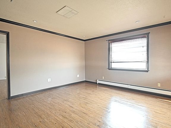 5th image of 1245 N Main St