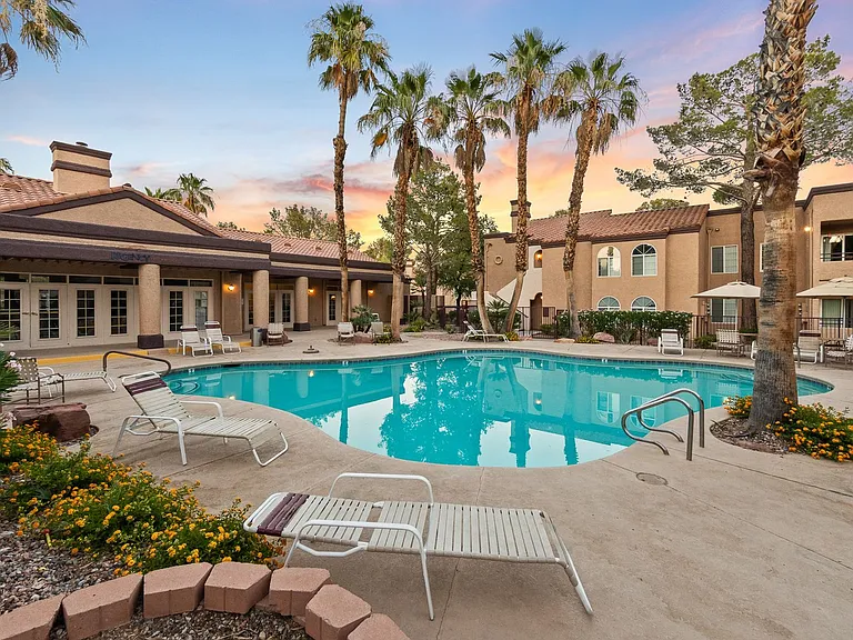 9325 W Desert Inn Rd #190 — Photo 22