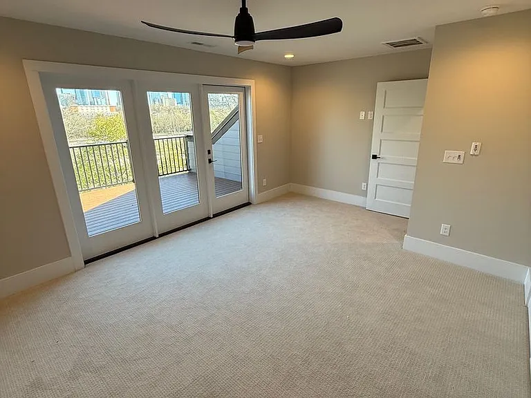 110 Frazier Ave — Photo 17