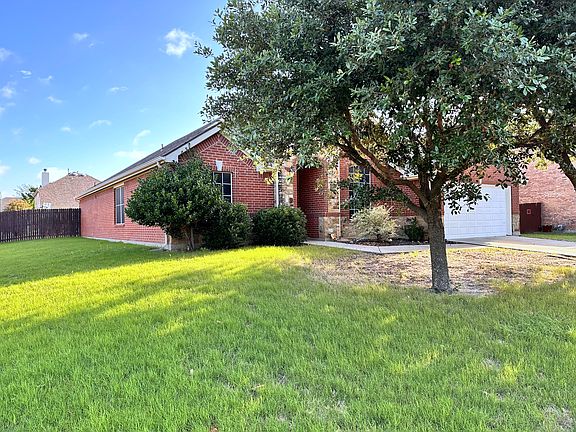 3rd image of 13657 Saddlewood Dr