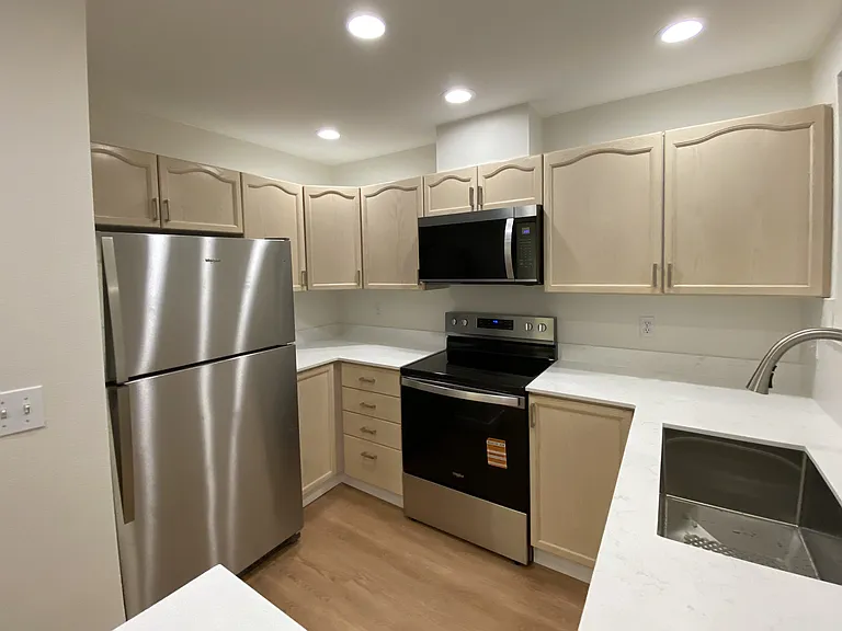5000 NW Village Park Dr #A105 — Photo 11