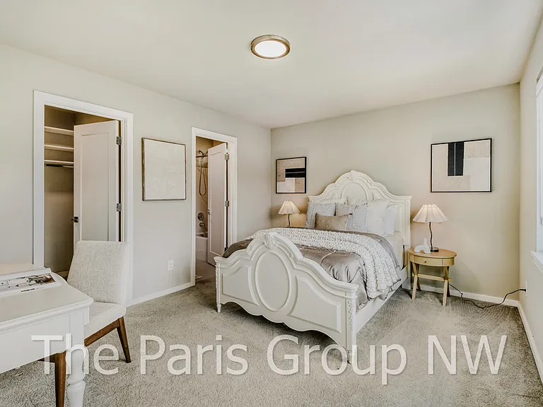 24818 237th Ln SE — Photo 31