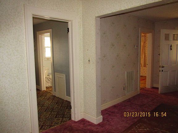 5th image of 100 Lafayette Ave