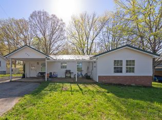 232 Camden Rd, Parsons, TN 38363