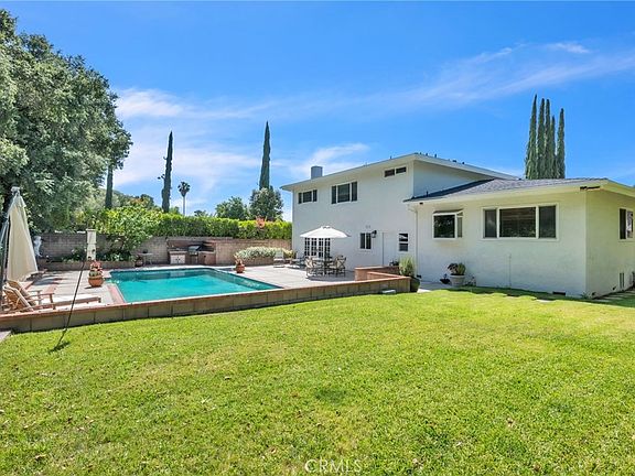 2nd image of 22664 Jameson Dr