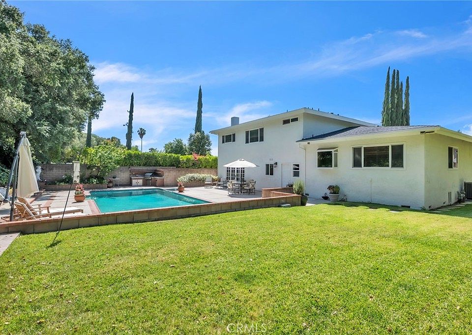 22664 Jameson Dr, Calabasas, CA 91302 | MLS #SR26100266 | Zillow