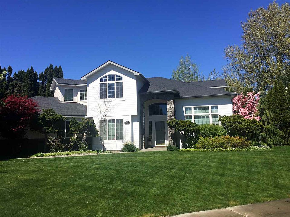 1st image of 226 Rocky Mountain Ct