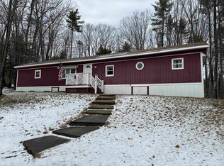 3 Pineknoll Dr, Rochester, NH 03867
