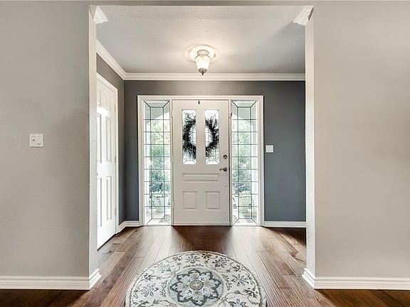 4th image of 1607 Mockingbird Ln