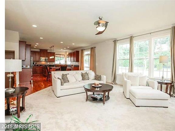 5th image of 6511 Wayside Pl