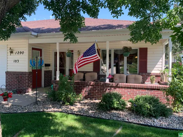 1290 2nd Ave SE Unit 103, Le Mars, IA 51031