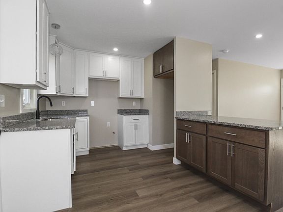 5th image of 1229 Clay St