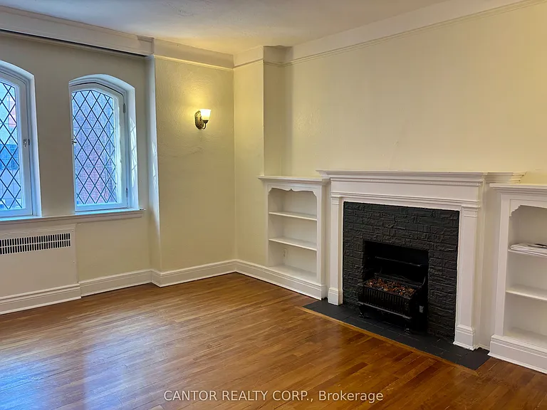 216 Metcalfe St #18 — Photo 2