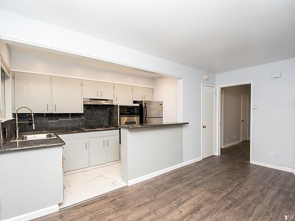 5th image of 459 Jersey St