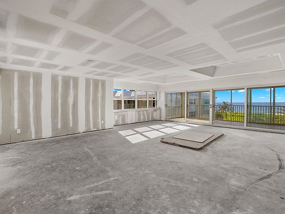 5th image of 635 E Gulf Dr Unit C301
