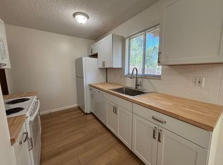 1826 Lincoln Dr, Longmont, CO 80501