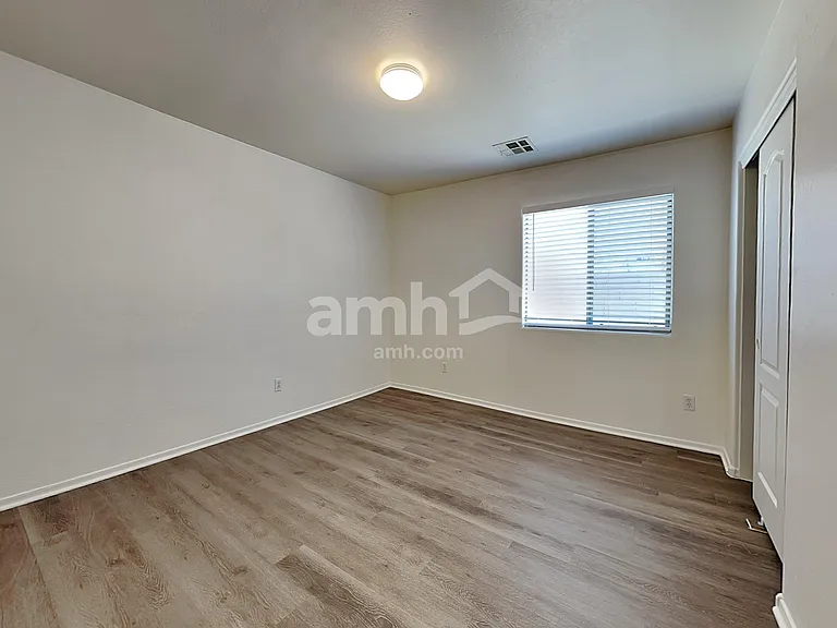 8417 W Hilton Ave — Photo 15