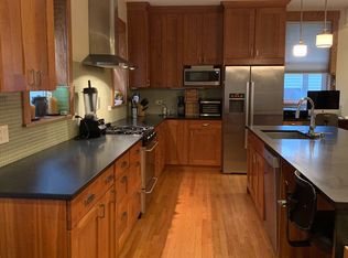 1349 W Rosedale Ave #1, Chicago, IL 60660