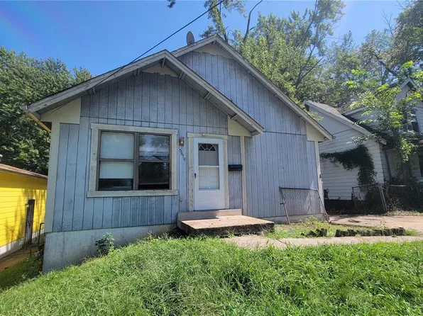 5614 Hamilton Ave, Saint Louis, MO 63136