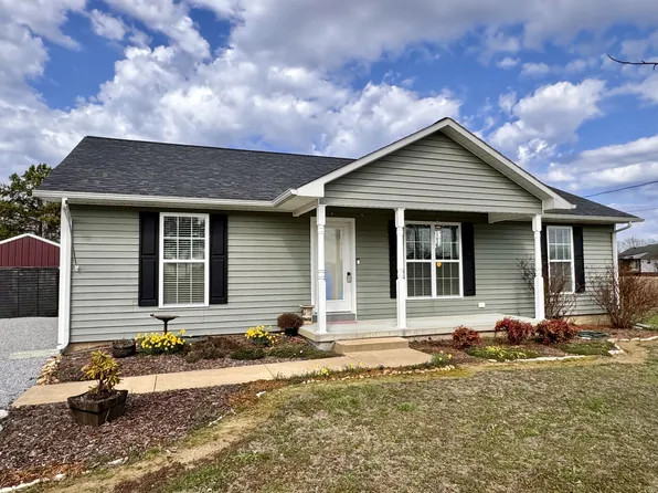 66 Delaney Ct, Leoma, TN 38468