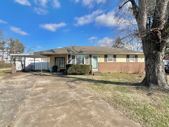 1326 Holiday Rd, Union City, TN 38261