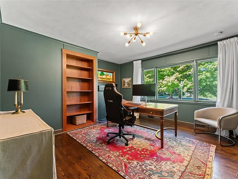 30 Lyndon Rd — Photo 22