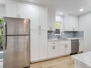 10061 Bianchi Way UNIT A, Cupertino, CA 95014