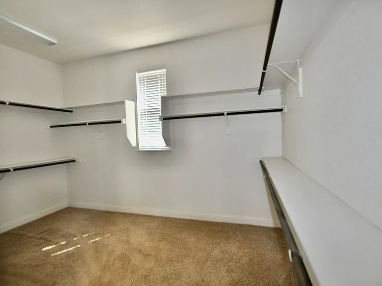2529 Elk Hollow Ln — Photo 11