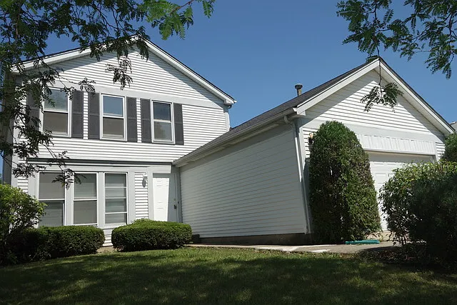 564 Caren Dr photo 1