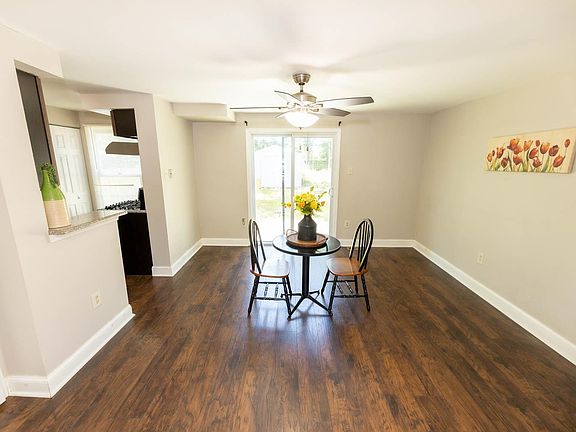 5th image of 316 E Oakbourne Ave
