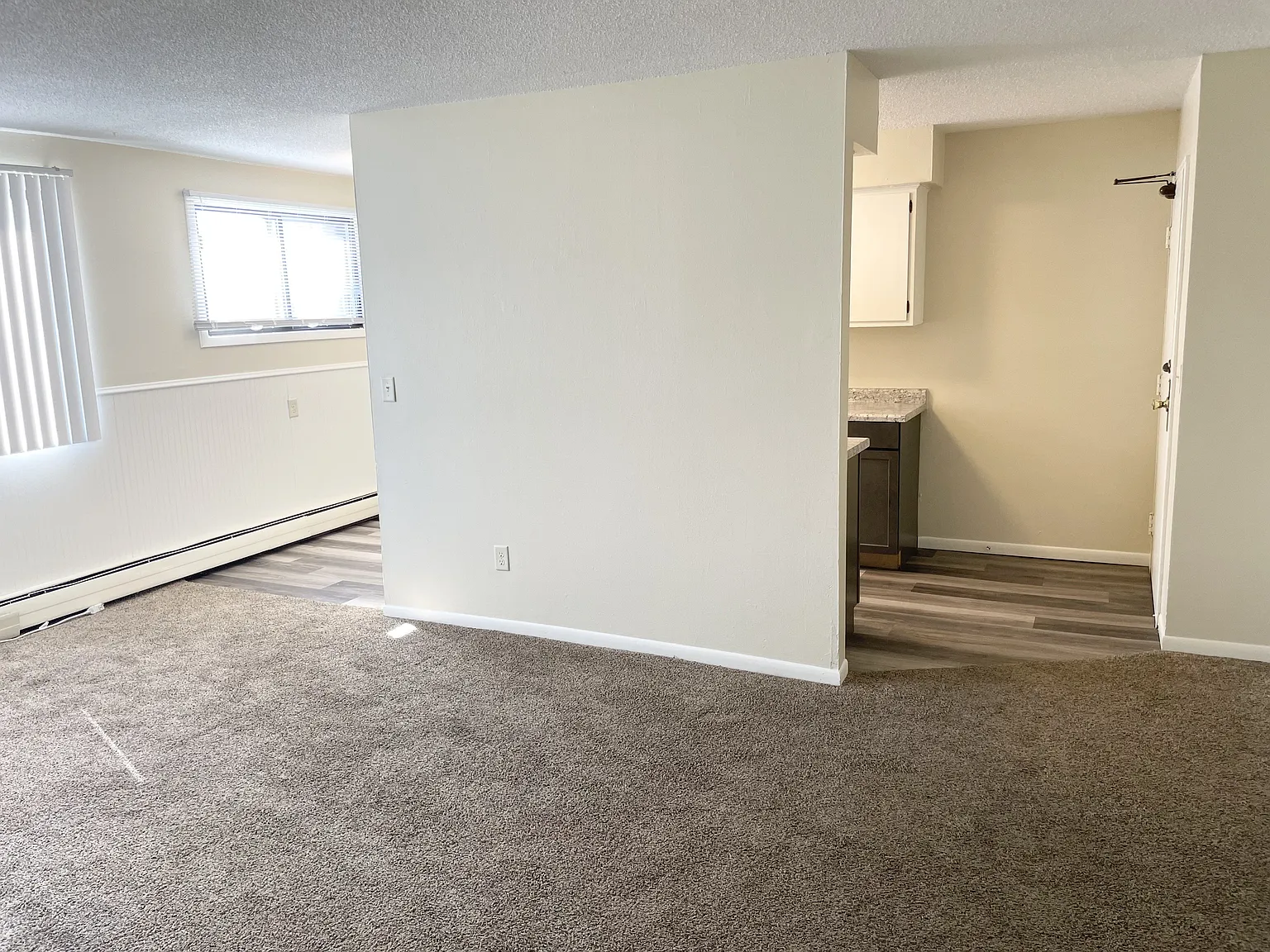 Sullivan Lake Apartments — Photo 4