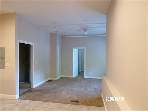 1072 Washington St #3 — Photo 3