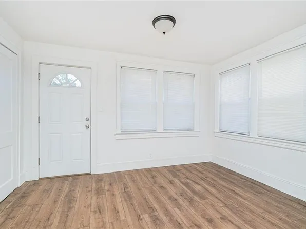 118-15 203rd Street image 6 of 25