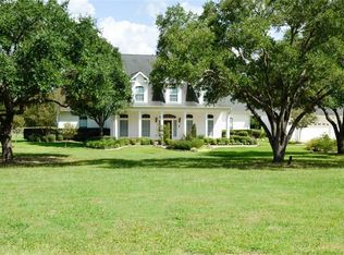 1692 Koy Rd, Bellville, TX 77418