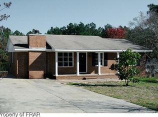 5020 Steed Rd, Fayetteville, NC 28306