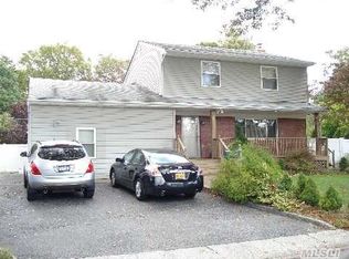 368 Commack Rd, Commack, NY 11725