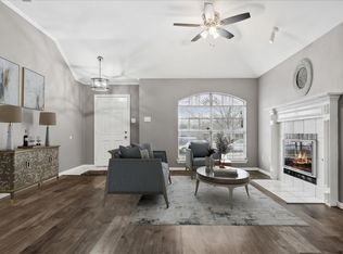1033 Park Ave, Carrollton, TX 75006