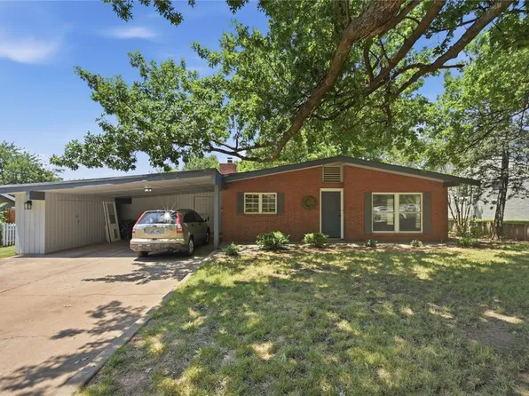 811 Myrtle Dr, Edmond, OK 73034