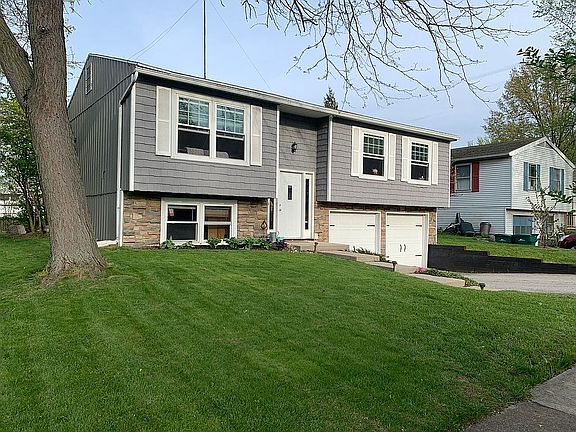 5th image of 2431 Jamestown Dr