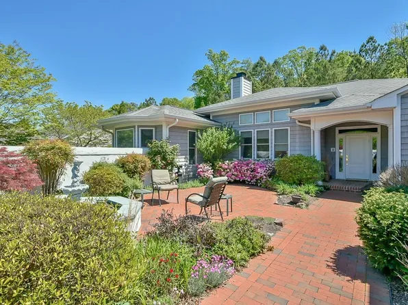 1378 Bradford Pl, Pittsboro, NC 27312