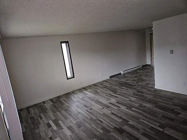 301 NW Cary St #301 — Photo 7