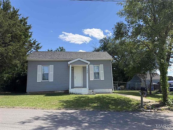 3rd image of 100 Mulberry Ln