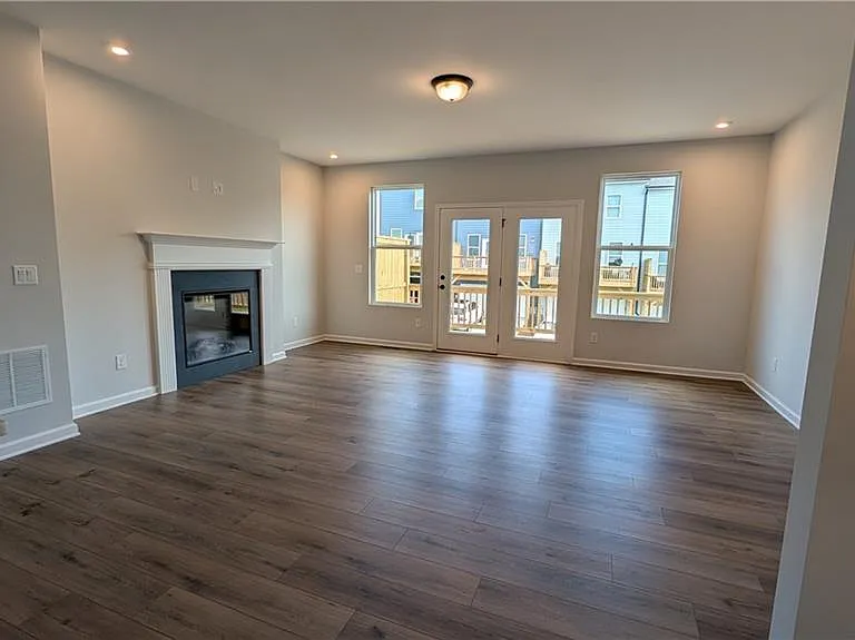3053 Beacon Bend Xing — Photo 9