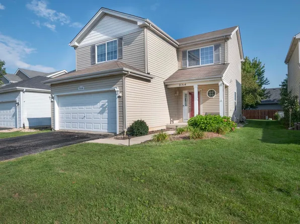 21514 Gray Wing Dr, Crest Hill, IL 60403
