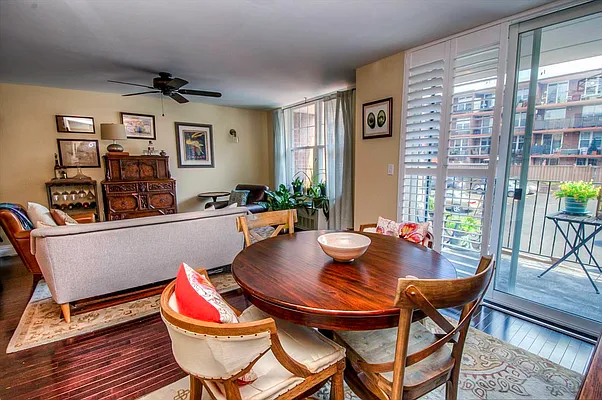 Sold by REMAX Elite | media 5